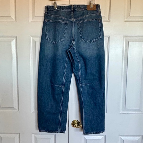 Madewell The Darted Barrel Leg Jean - 28 - Irmo Wash - XLNT - Picture 3 of 5
